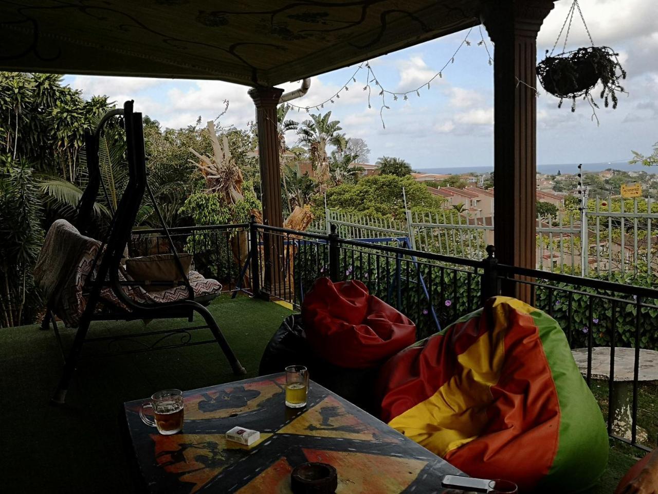 Khululekani - Durban Rasta Hide Out Backpackers Экстерьер фото