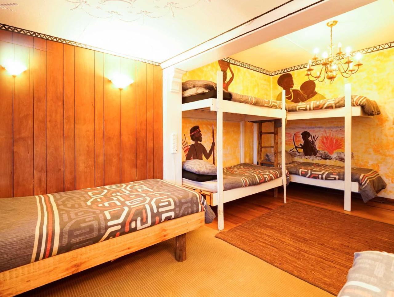 Khululekani - Durban Rasta Hide Out Backpackers Экстерьер фото